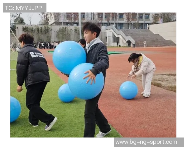 探索足球接地滚球的技巧与战术提升你的球场表现与团队协作能力